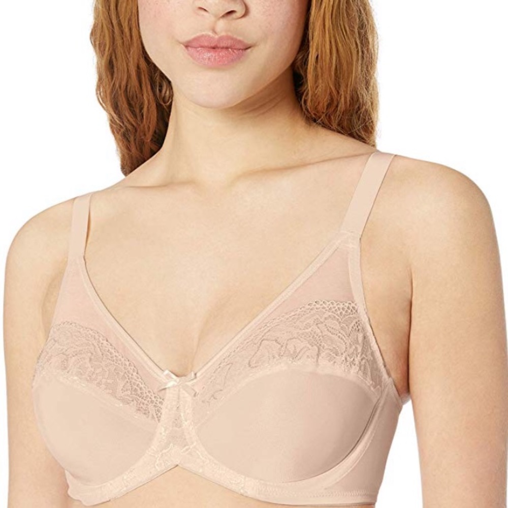 ⭐️PRICE DROP⭐️ Woman’s Smoothing Minimizer Bra